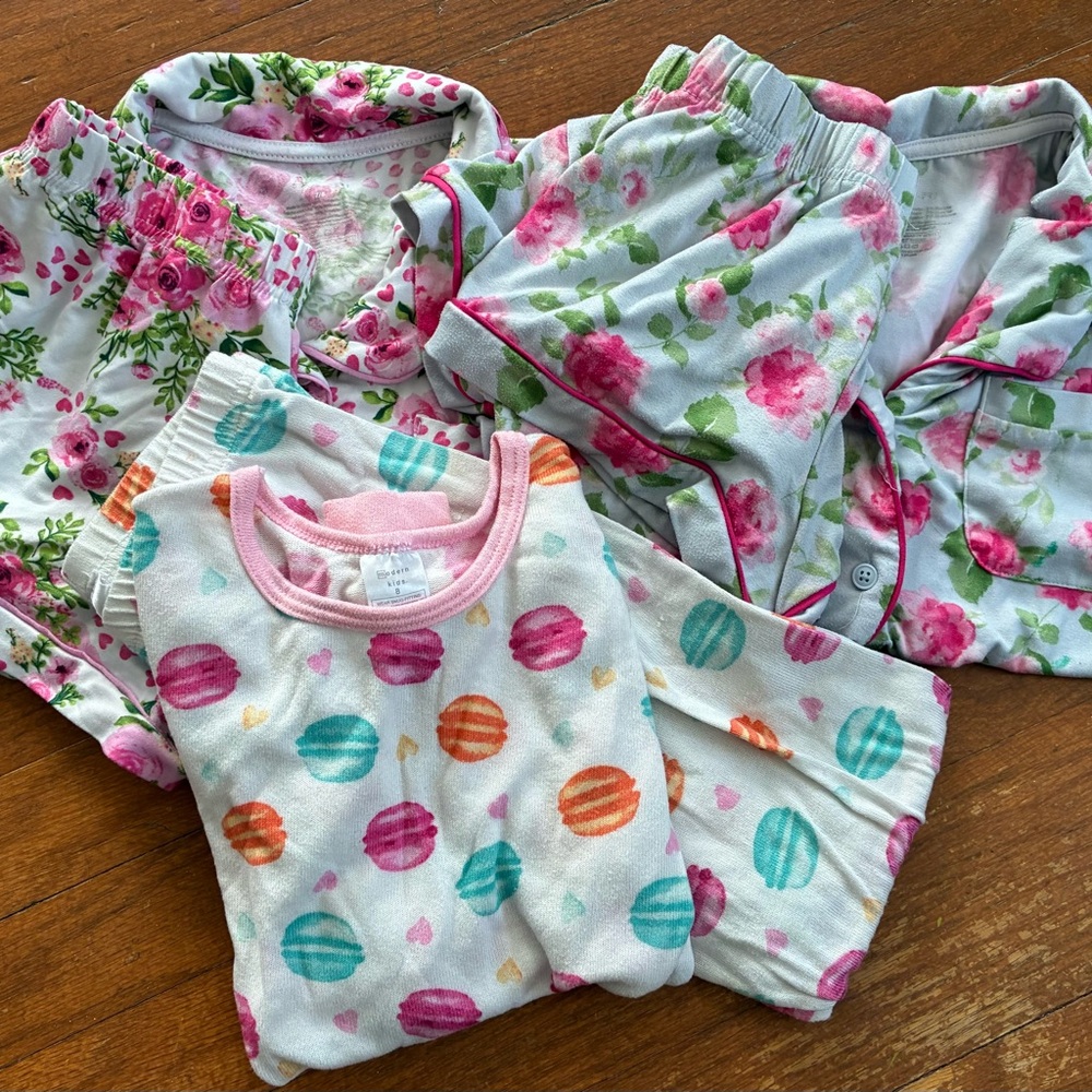 Girls Tahari Macron & Floral Pajama Set Bundle